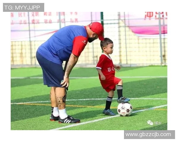 小球星足球训练营助力孩子成长培养足球才俊全面发展路径探索